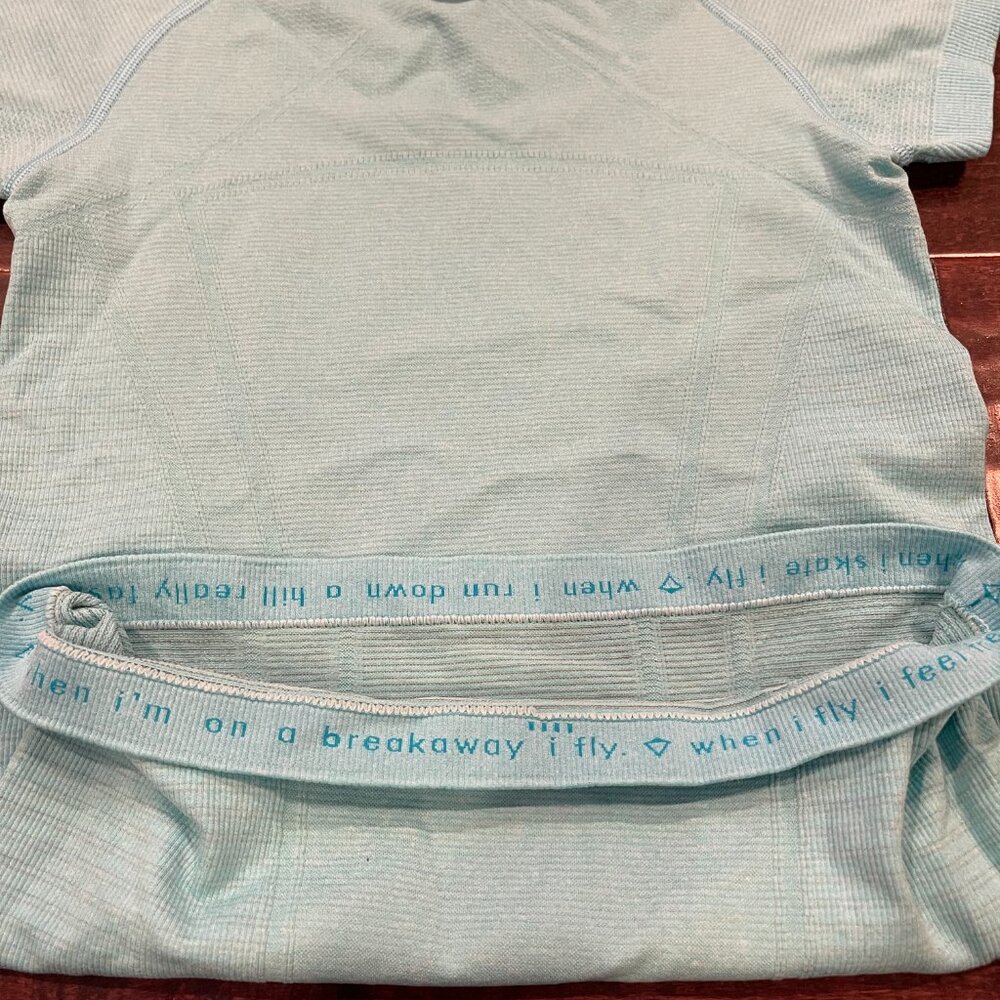 Ivivva by Lululemon Girls Short Sleeve Workout Tee, Blue, Size 10 - Picture 3 of 5